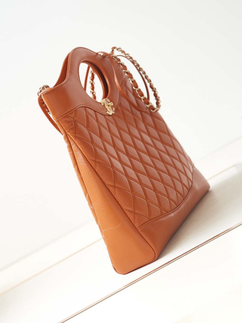 Chanel AS1010 31 Larage Shopping Bag Shiny Lambskin Light Orange - Default Title - View 3