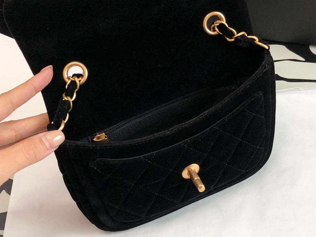 Chanel AS1115 Flap Bag Classic Velvet Black