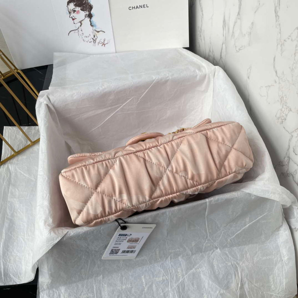 Chanel AS1118 Flap bag Satin fabric Pink