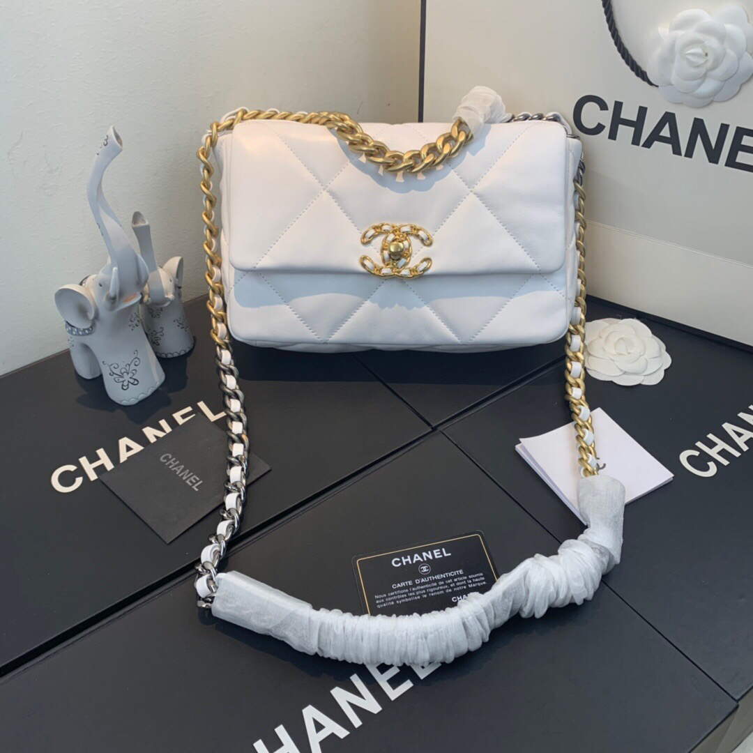 Chanel As1160 Chanel 19 Handbag Flap Lambskin B04852 94305 White Gold