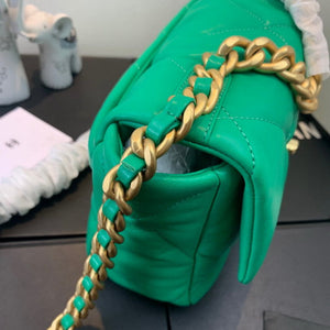 Chanel As1160 Chanel 19 Handbag Flap Lambskin Green - Default Title - View 5