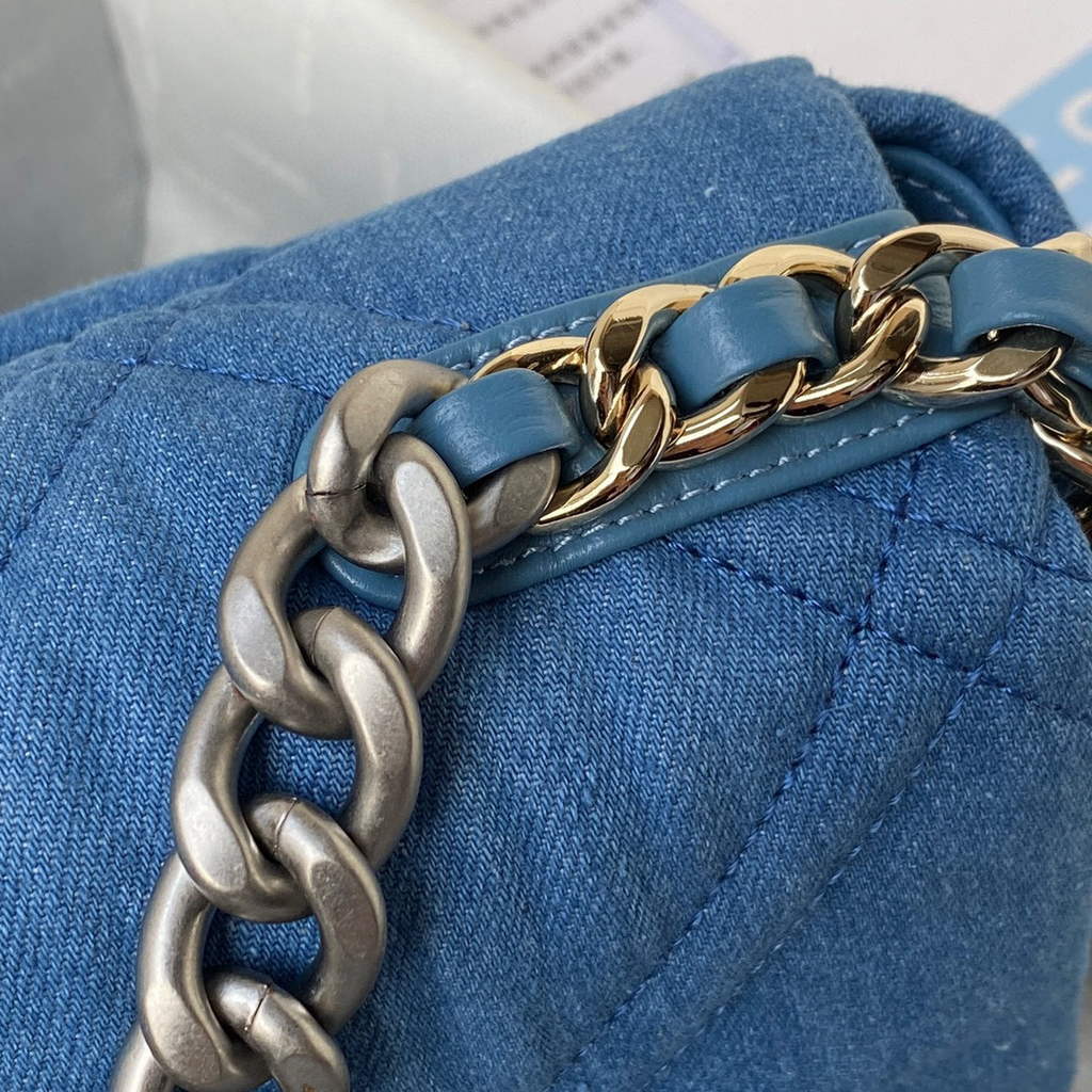 Chanel AS1160 Chanel 19 Handbag Lambskin Blue