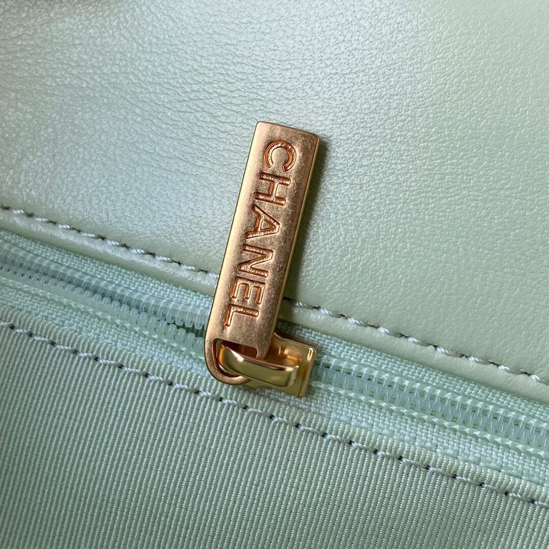 Chanel AS1161 Chanel 19 Large Flap Bag Lambskin B05179 Green Gold - Default Title - View 7