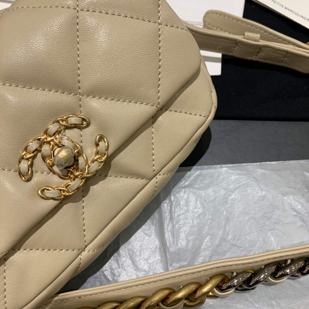Chanel AS1163 Chanel Flap bag Lambskin Yellow - Default Title - View 3