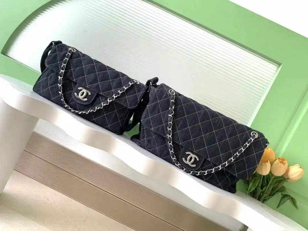 Chanel AS2137  Small Vintage Shopping Bag Airport Bag Navy Blue
