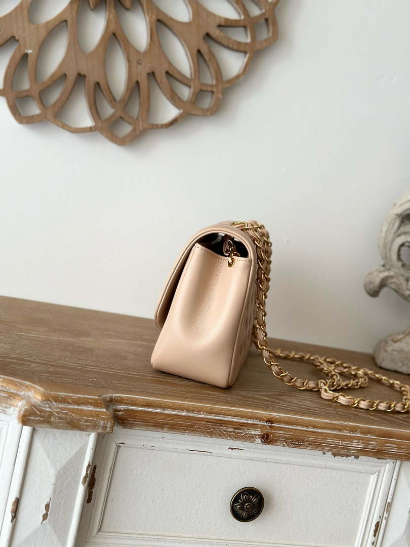 Chanel AS2221 Flap Handbag with Chain Lambskin & Gold-Tone Metal Apricot