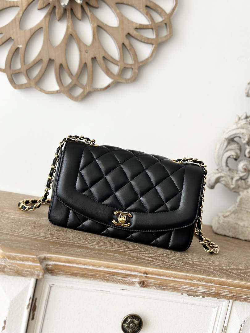 Chanel AS2221 Flap Handbag with Chain Lambskin & Gold-Tone Metal Black