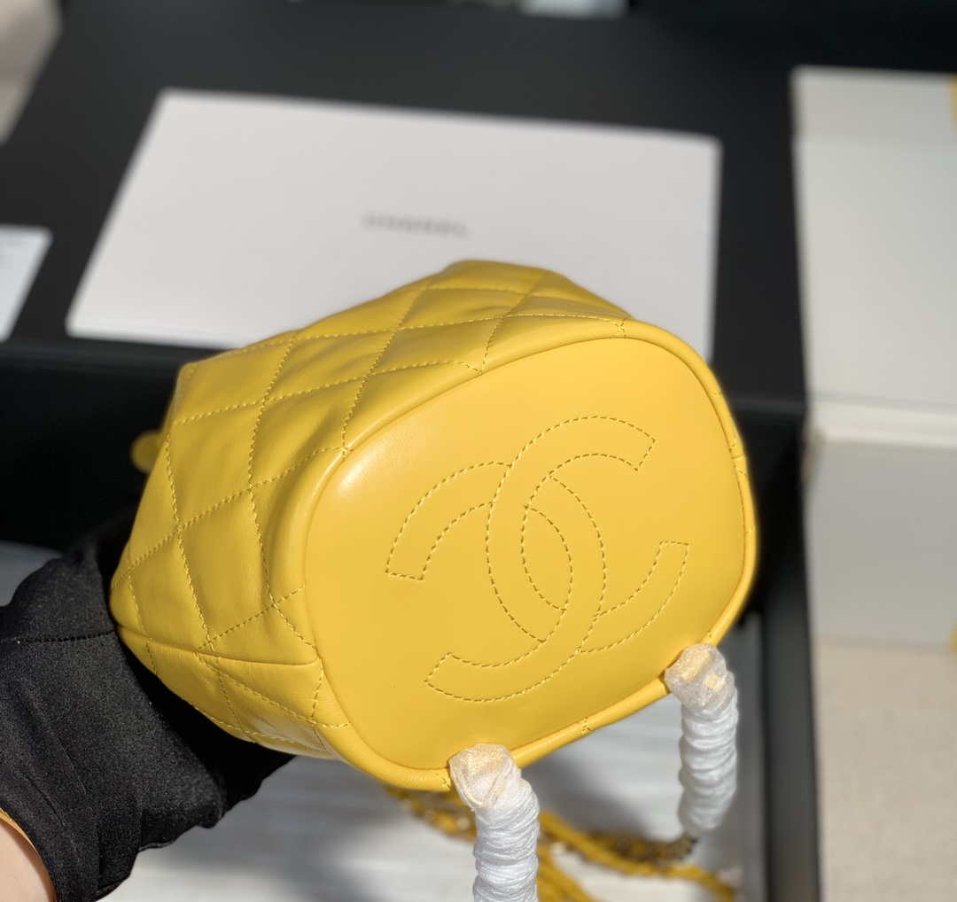 Chanel AS2318 Bucket Bag Lambskin Yellow - Default Title - View 6