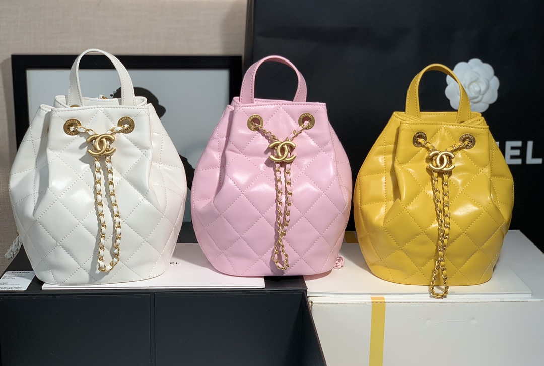 Chanel AS2318 Bucket Bag Lambskin White - Default Title - View 1