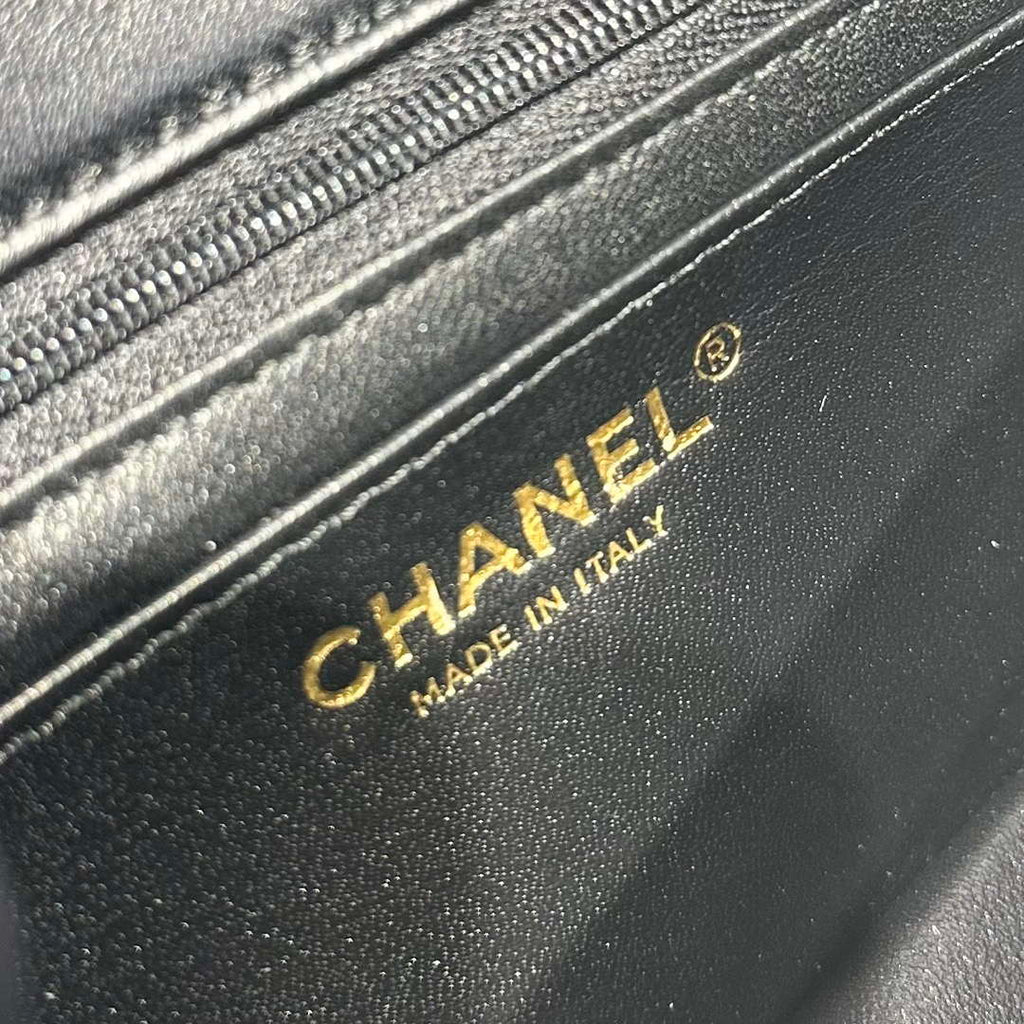 Chanel AS2431  Mini Classic Handbag With Top Handle Lambskin CC19001