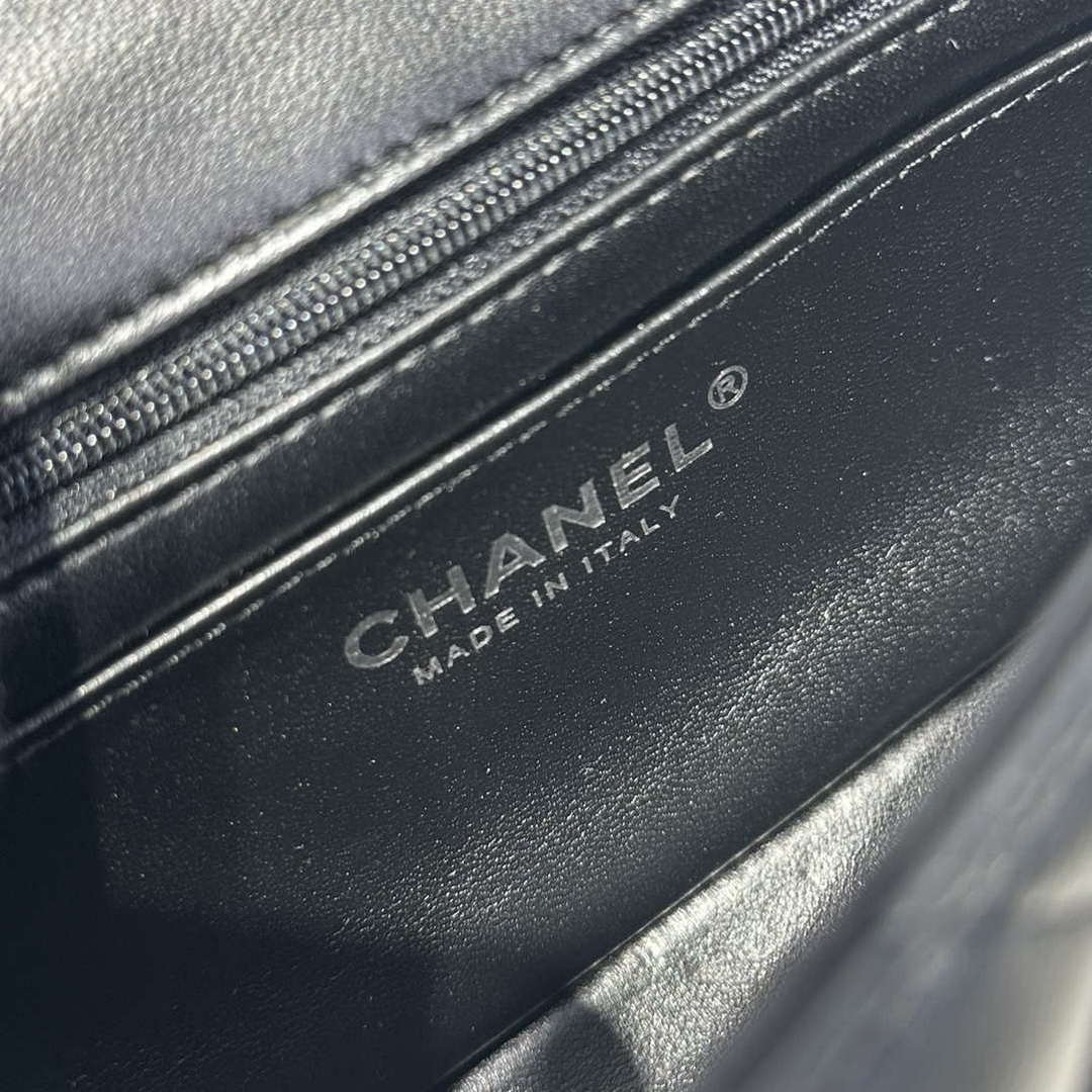 Chanel AS2431 Mini Classic Handbag With Top Handle Lambskin CC19004