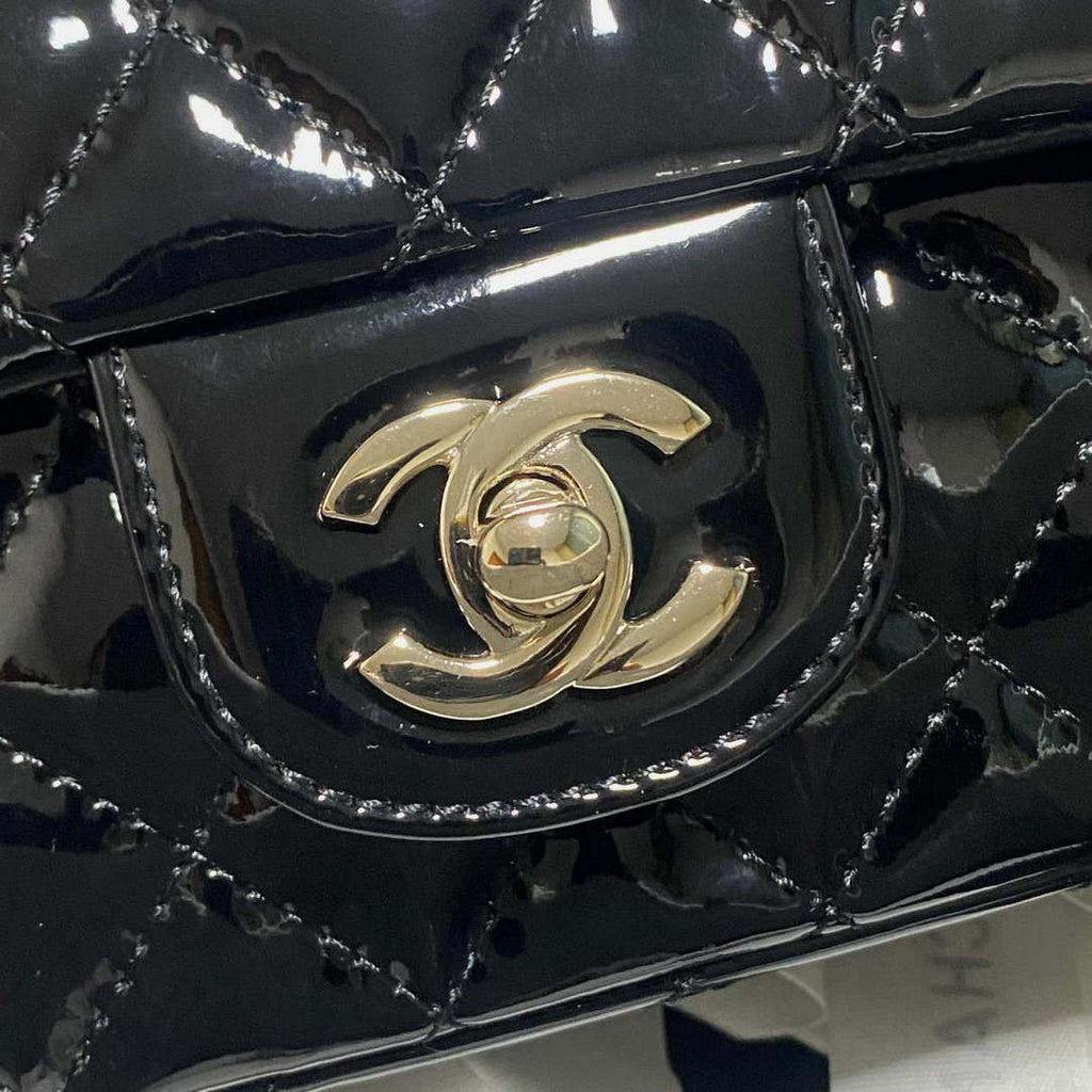 Chanel AS2431 Mini flap Mirror Calfskin & Gold-Tone Metal Black