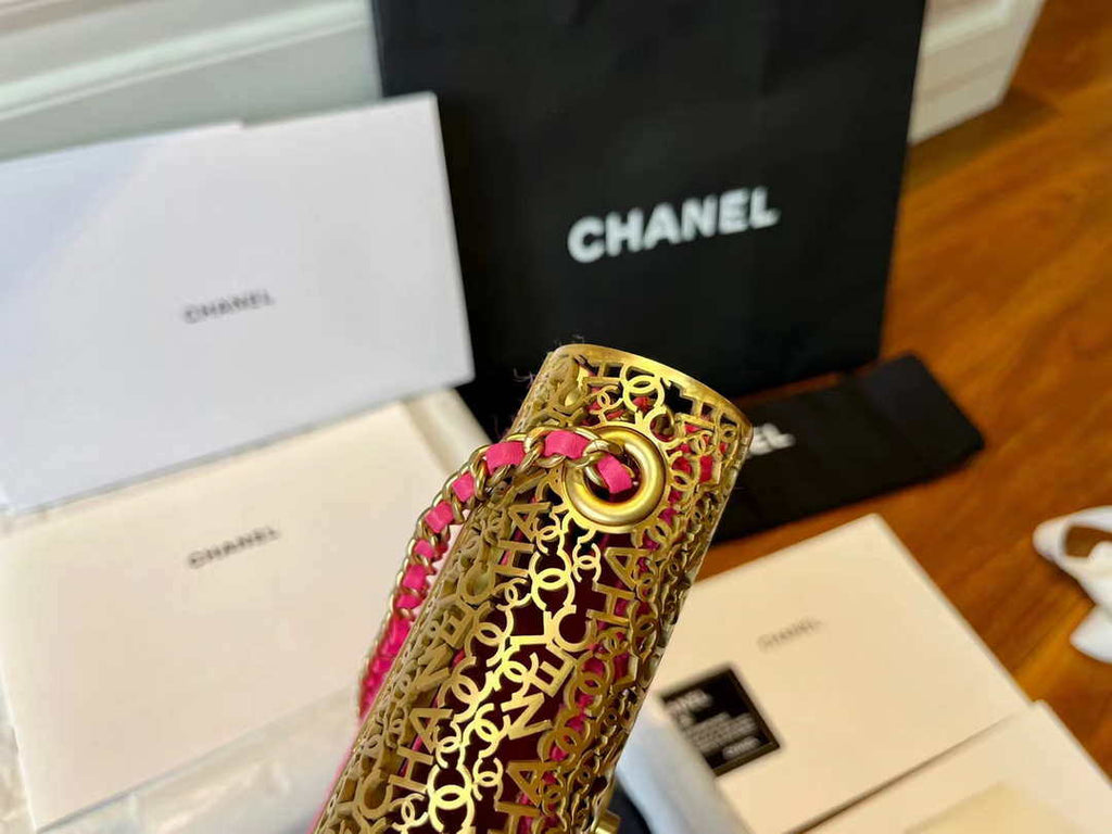 Chanel AS3526 Mini Evening Bag Wool Tweed & Gold-Tone Metal Rose Red