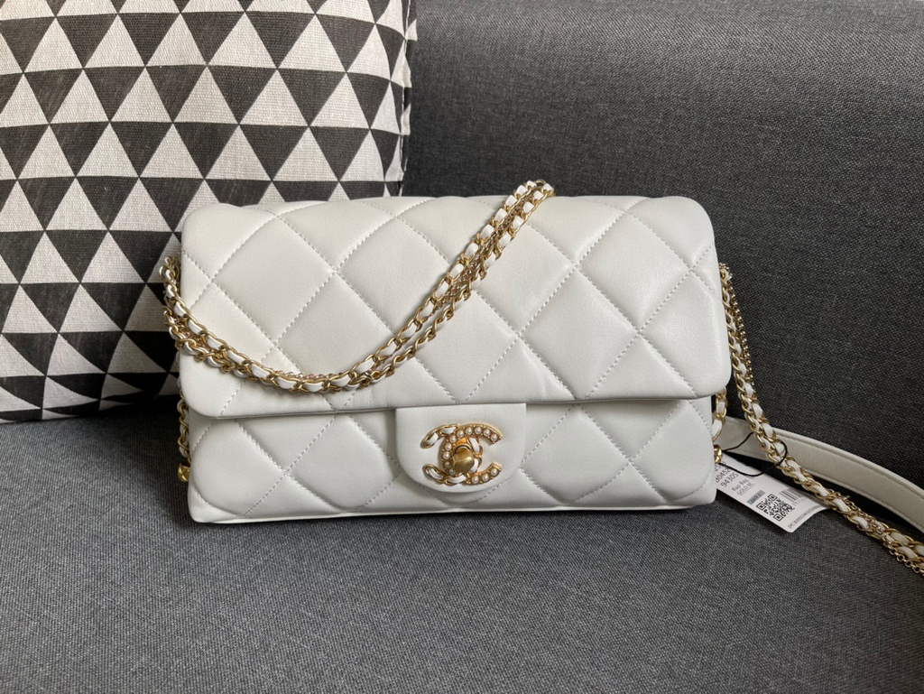 Chanel AS2563 Flap Bag Lambskin Gold Metal White