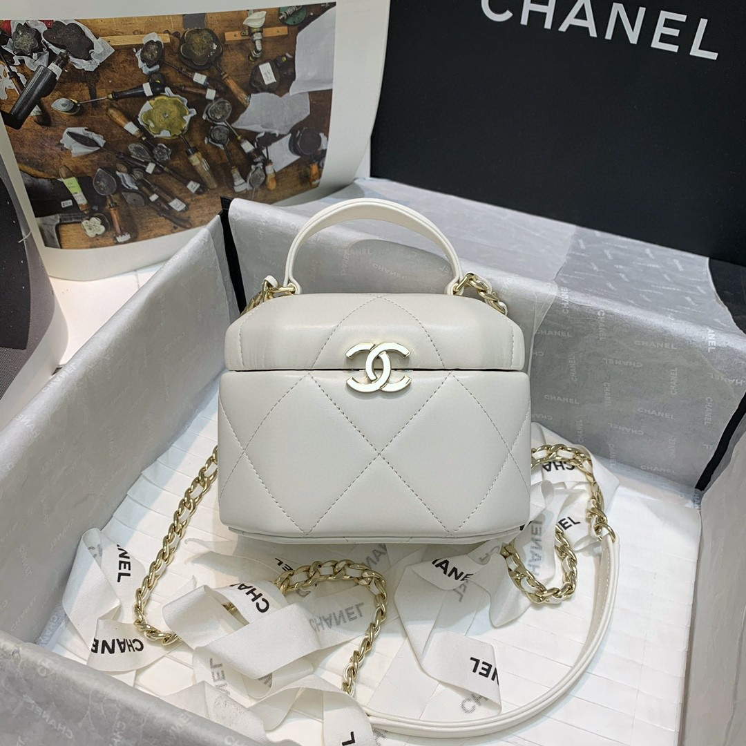 Chanel AS2630 Small Vanity Case Lambskin gold-tone metal White - Default Title - View 1