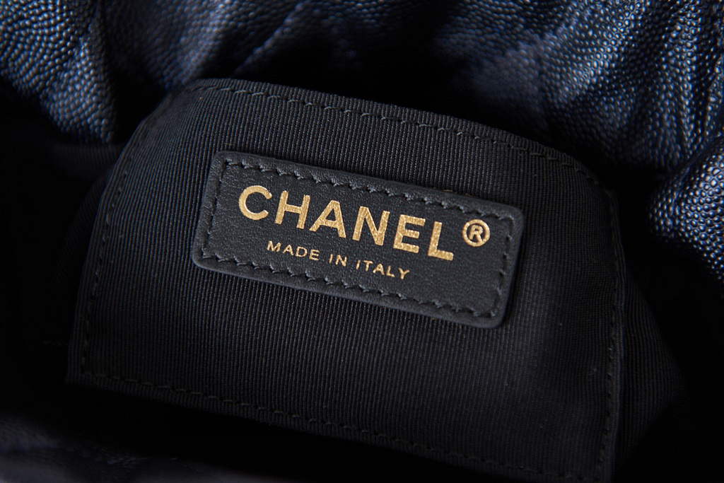 Chanel AS2859 Bucket Bag Shoulder Bag Shiny Grained Calfskin Navy Blue