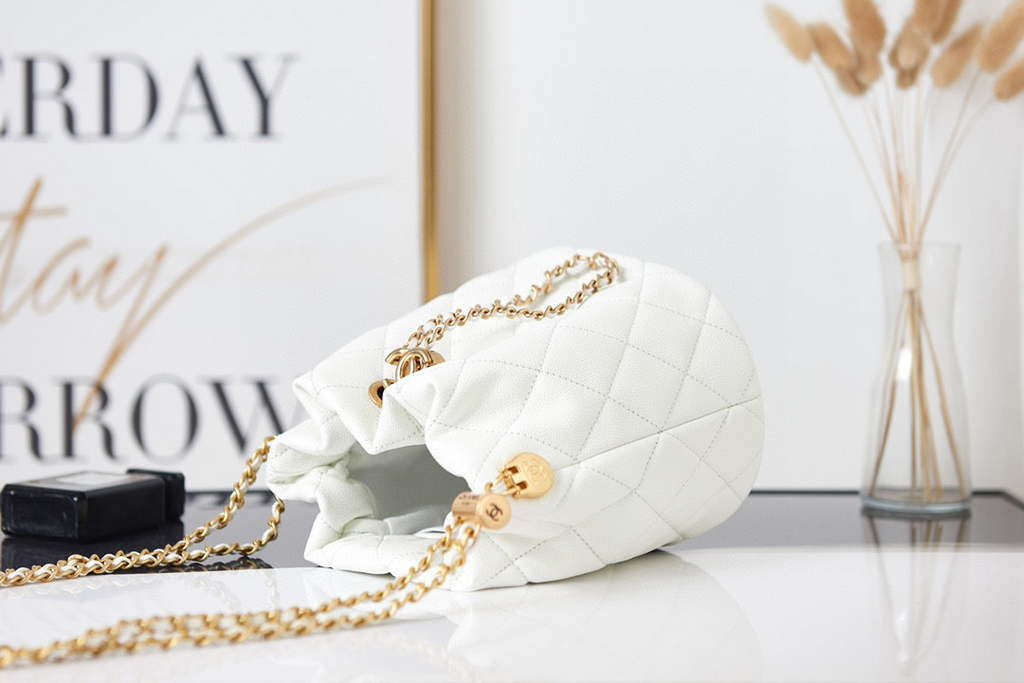Chanel AS2859 Bucket Bag Shoulder Bag Shiny Grained Calfskin White