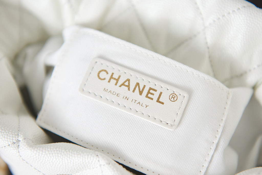 Chanel AS2859 Bucket Bag Shoulder Bag Shiny Grained Calfskin White