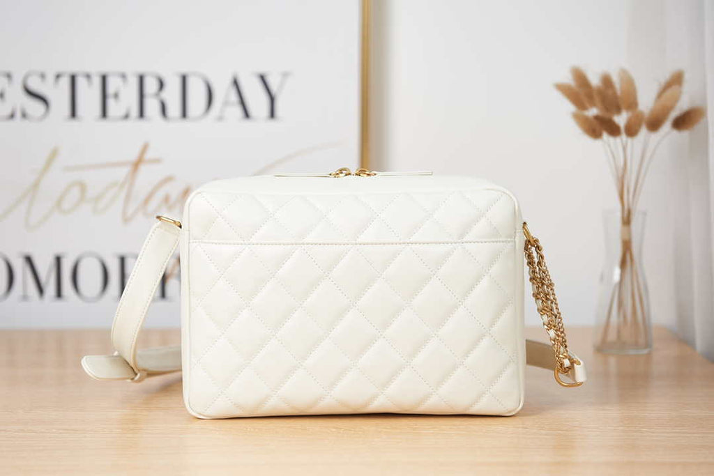 Chanel AS2924 Camera Case Bag White