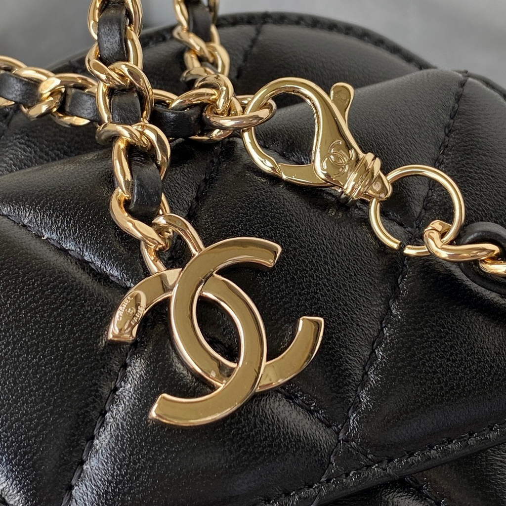 Chanel AS2927 Flap Bag Lambskin Black