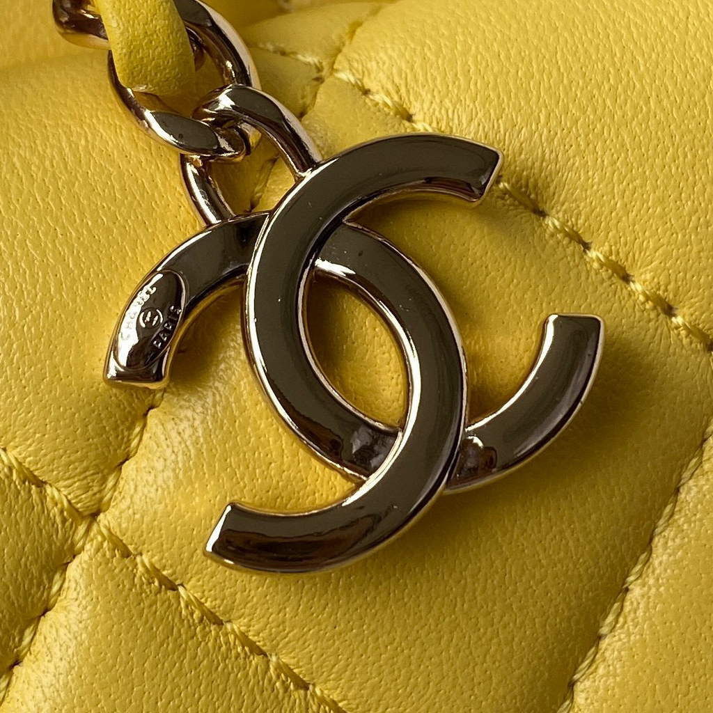 Chanel AS2927 Flap Bag Lambskin Yellow