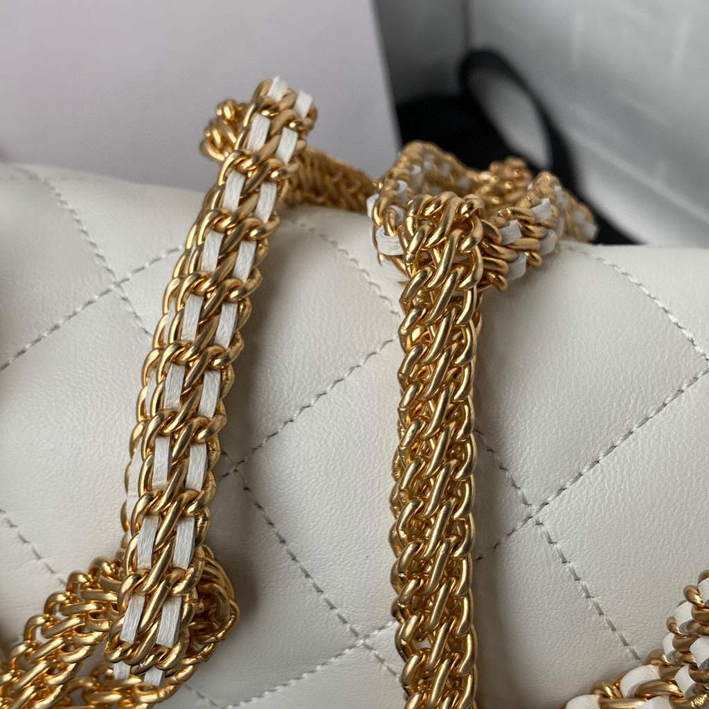 Chanel AS2976 Flap Bag Lambskin White