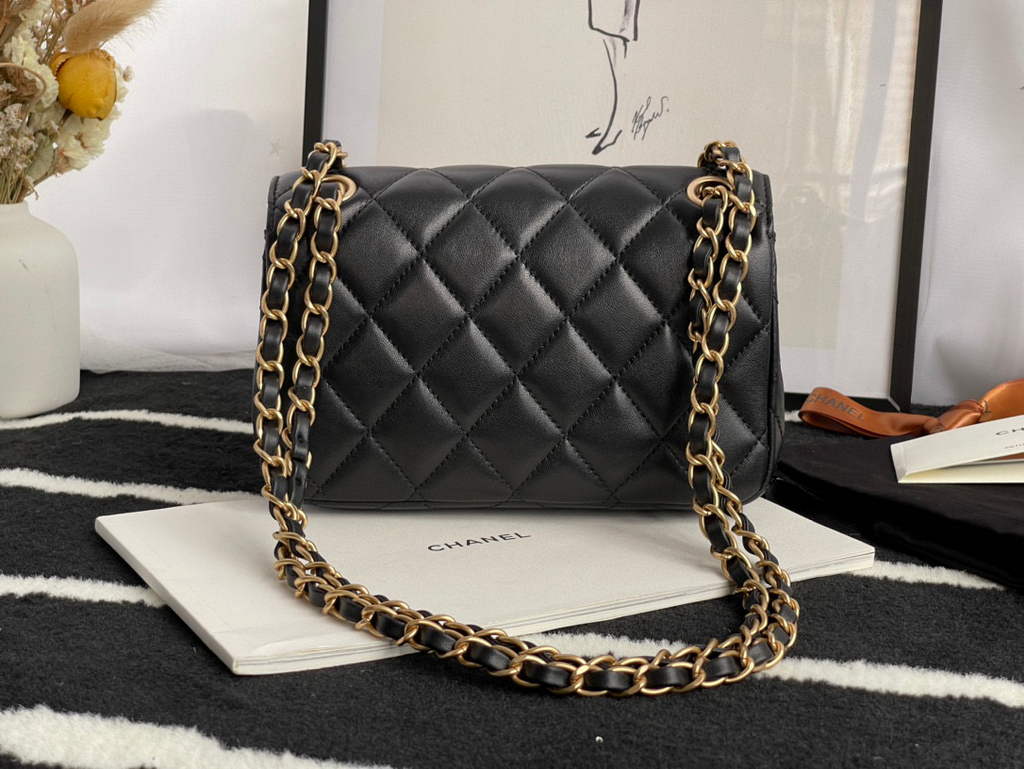 Chanel AS2979 Small Flap Bag Lambskin Glass Pearls Black