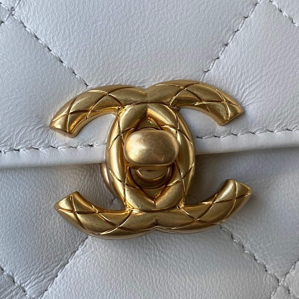 Chanel AS3011 Small Flap Bag Lambskin White