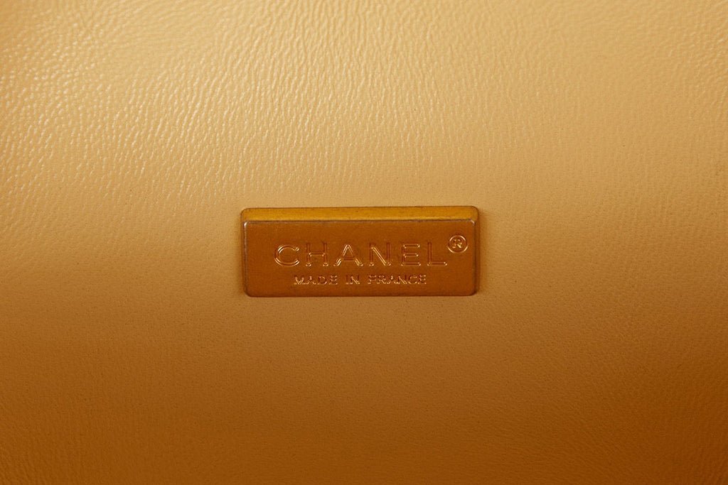 Chanel Small Vanity Case Lambskin gold-tone metal AS3066 Apricot