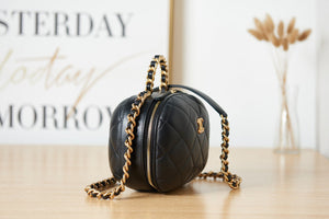 Chanel Small Vanity Case Lambskin gold-tone metal AS3066 Black - Default Title - View 4