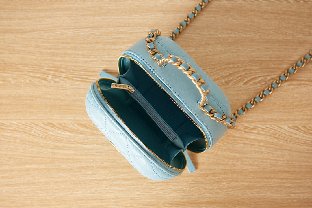 Chanel Small Vanity Case Lambskin gold-tone metal AS3066 Blue