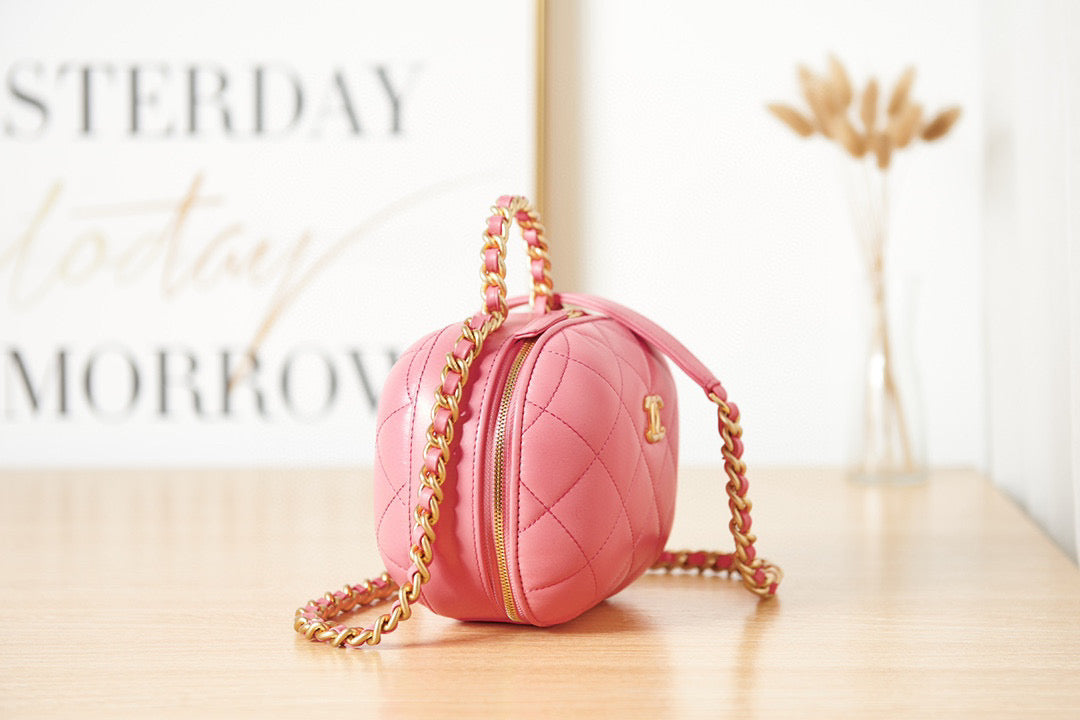 Chanel Small Vanity Case Lambskin gold-tone metal AS3066 pink - Default Title - View 3