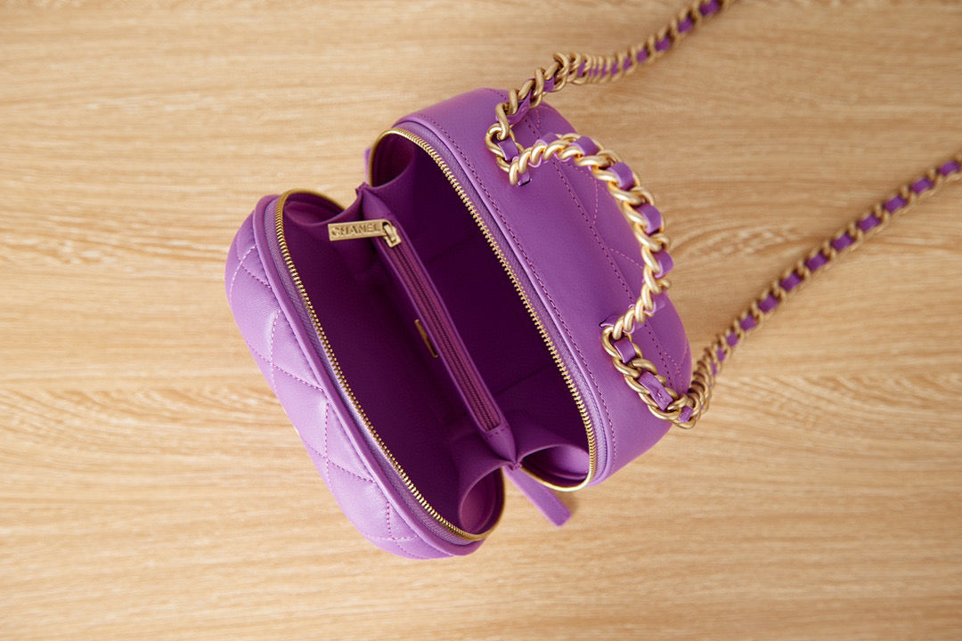 Chanel Small Vanity Case Lambskin gold-tone metal AS3066 Purple