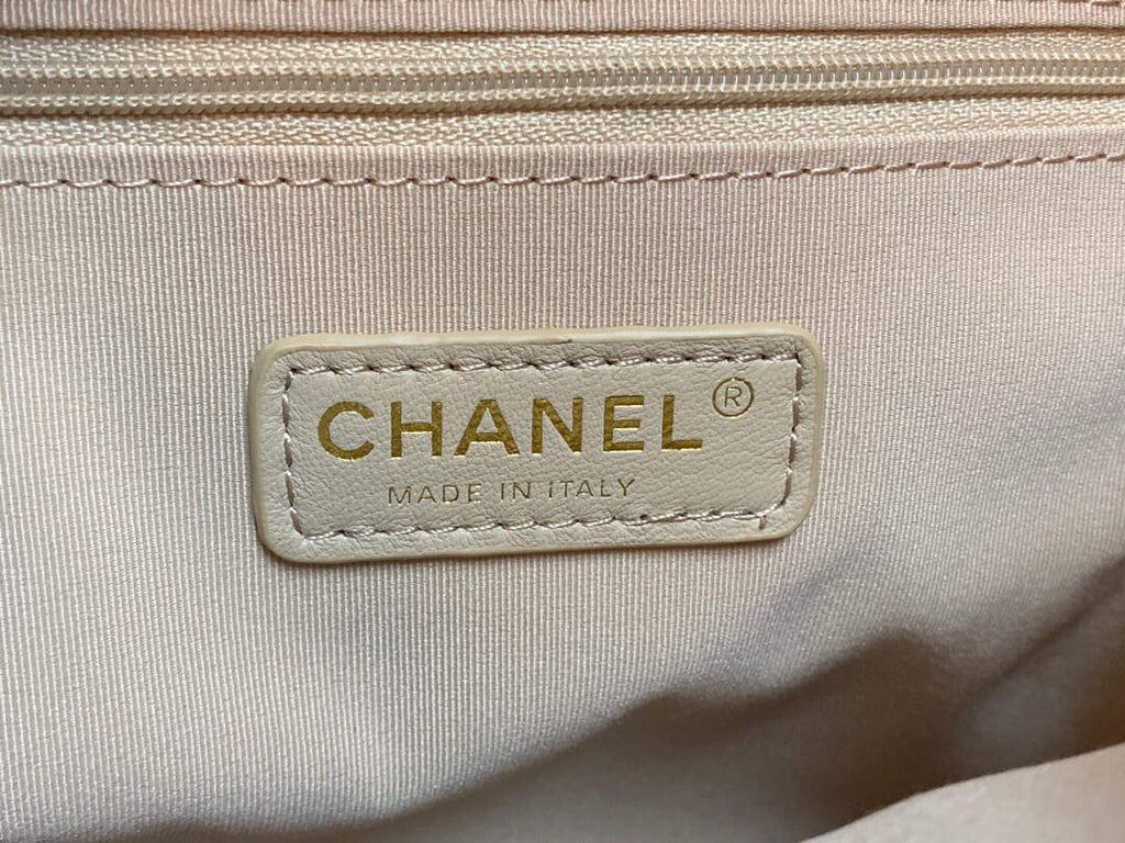 Chanel AS3108 Backpack Chanel flap bag Calfskin White