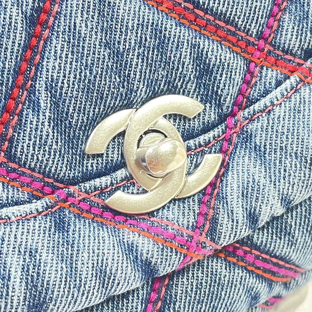 Chanel AS3188 22A Beach Denim saddle bag Denim blue - Default Title - View 6