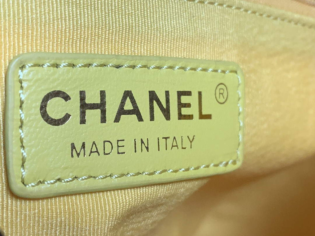Chanel AS3206 Small Flap bag lambskin gold Yellow