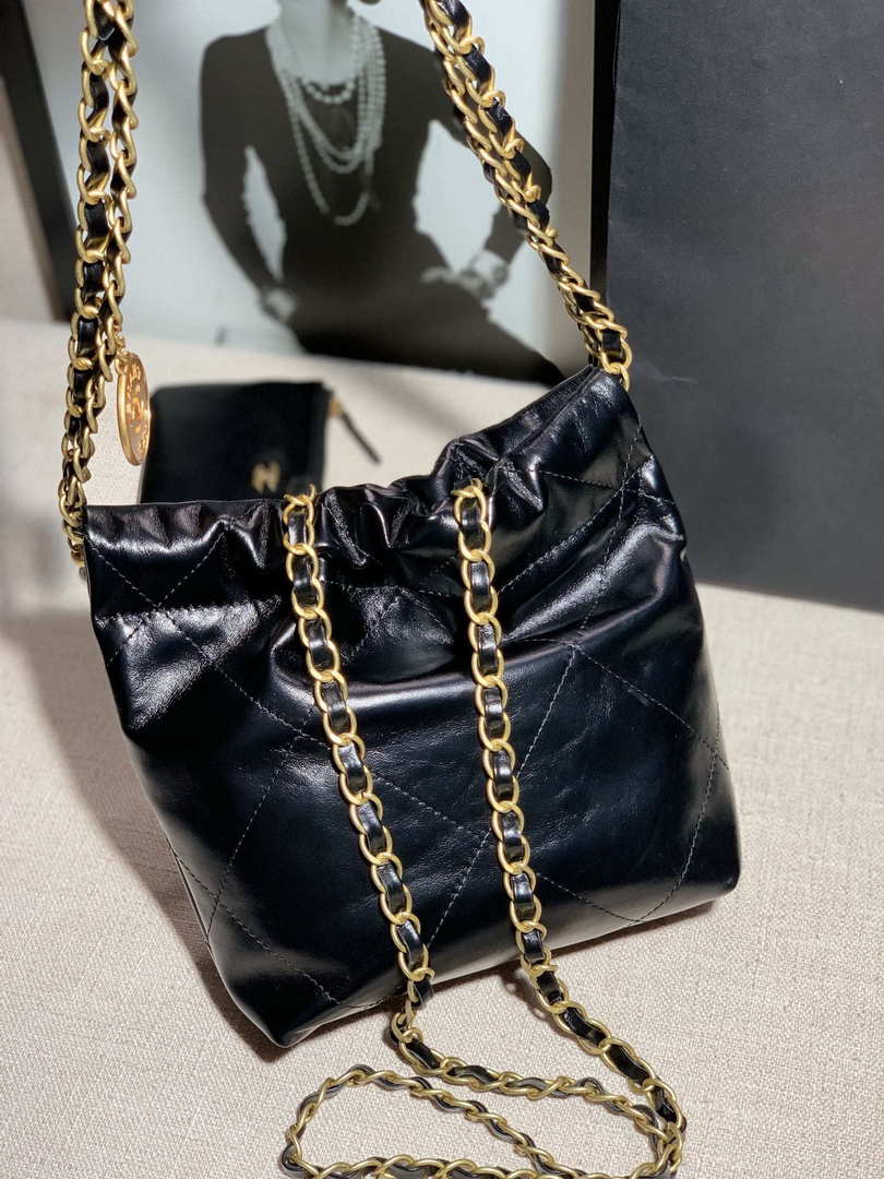 Chanel AS3260 22 Mini Handbag Calfskin Pearl Chain Black with Gold A90 - Default Title - View 2