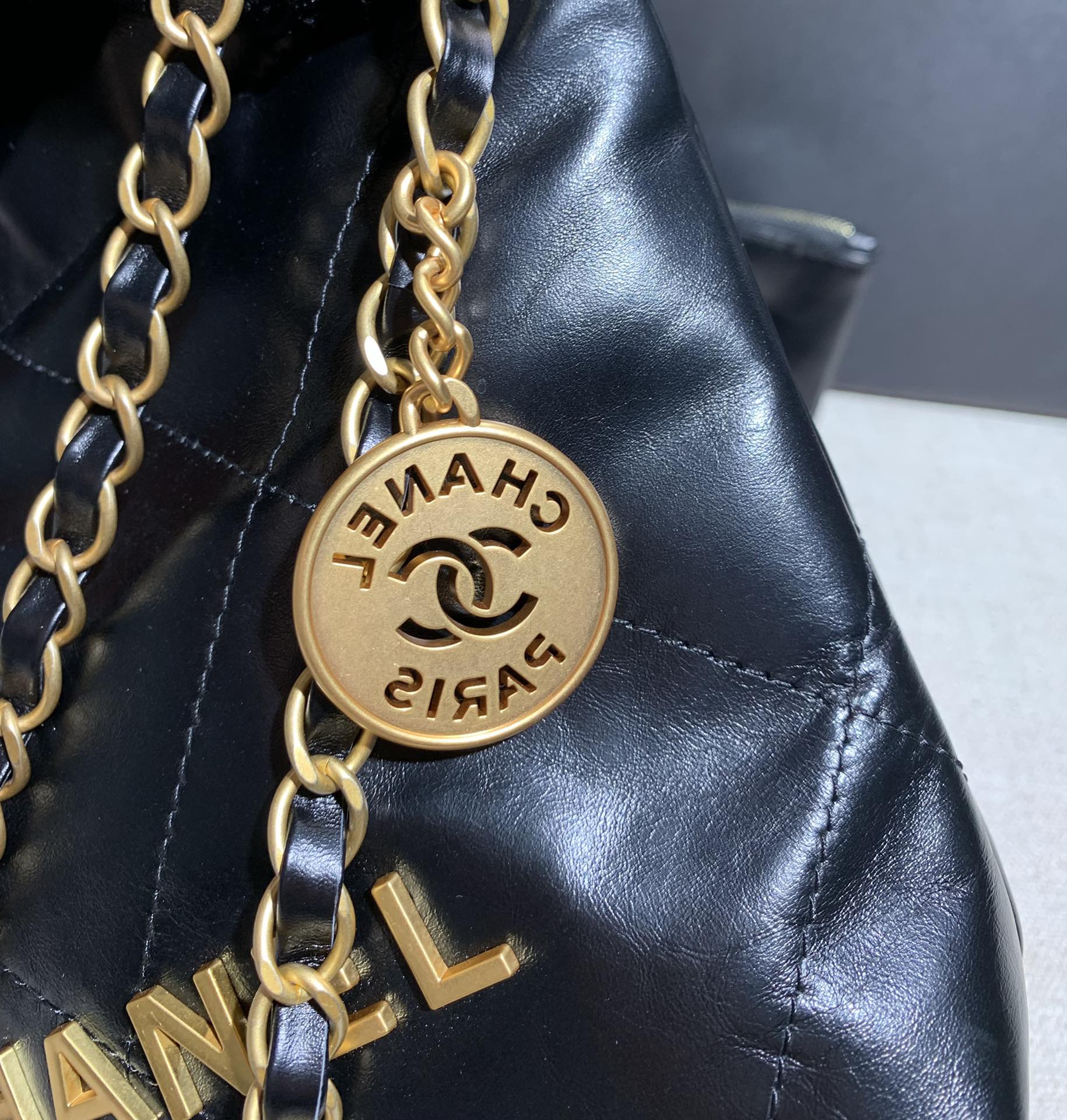 Chanel AS3260 22 Mini Handbag Shiny Calfskin Black with Gold A86