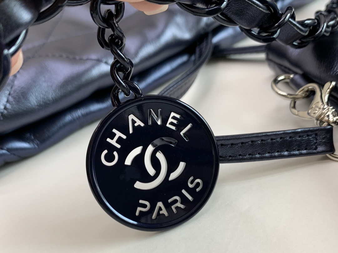 Chanel AS3260 22 Small Handbag Metallic Calfskin Blue Metal