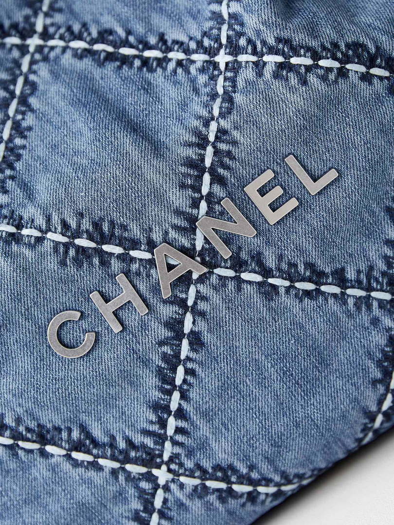 Chanel AS3261 22 bag Silver Tone-Metal Canvas Blue Denim