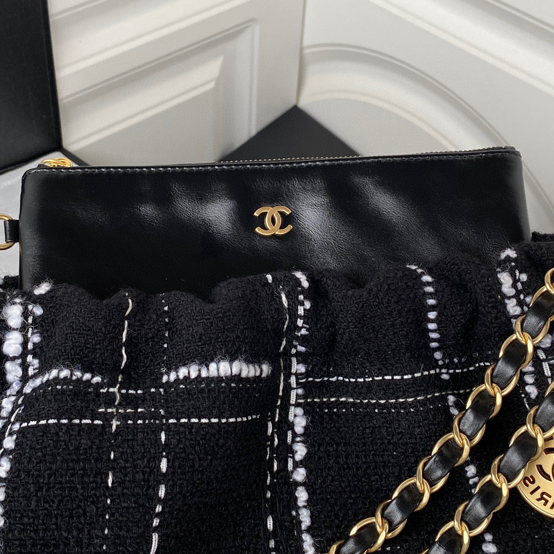 Chanel 22 Handbag Gold-Tone Metal AS3261 Black - Default Title - View 5