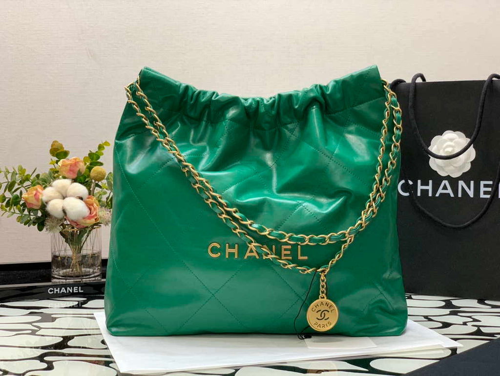 Chanel 22 Handbag Shiny Calfskin AS3261 Green Gold Metal