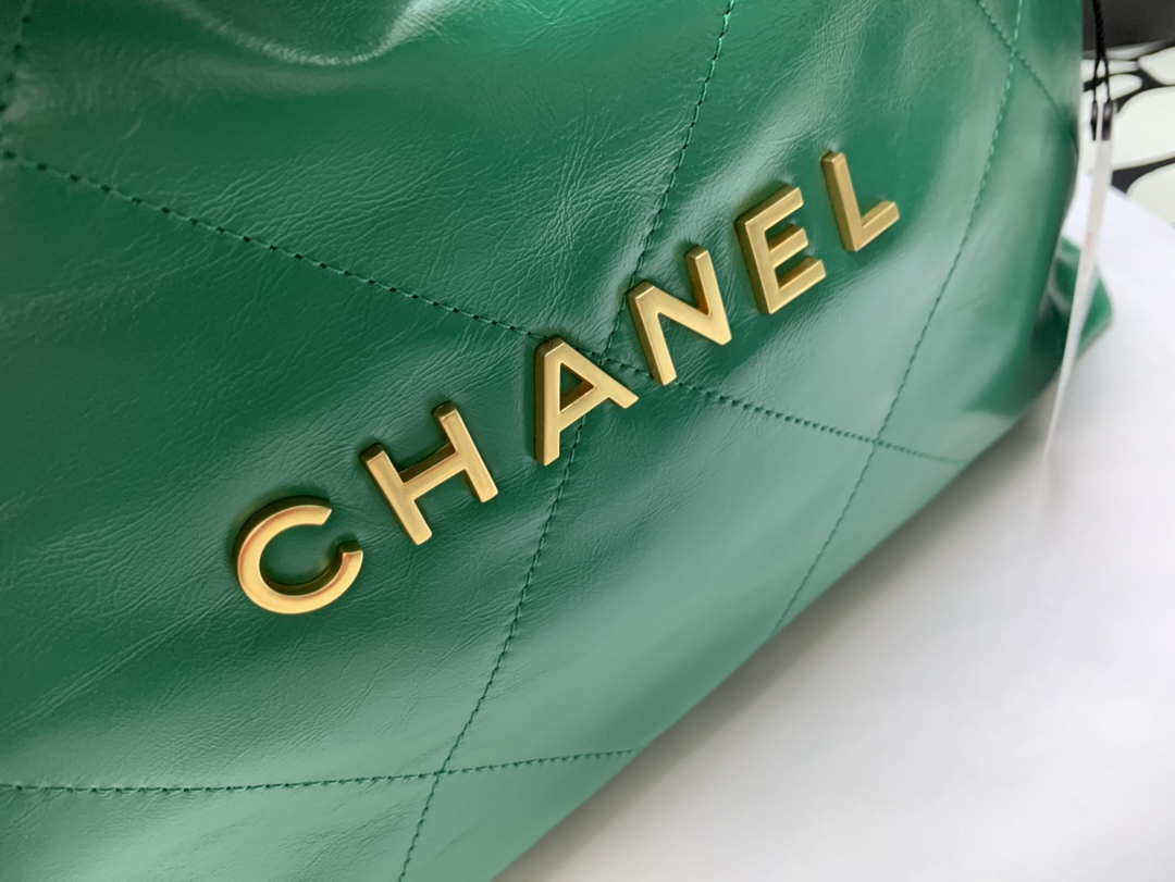 Chanel 22 Handbag Shiny Calfskin AS3261 Green Gold Metal - Default Title - View 3