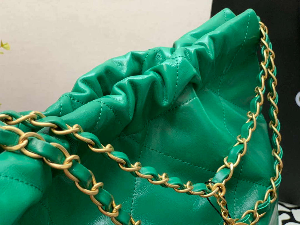 Chanel 22 Handbag Shiny Calfskin AS3261 Green Gold Metal