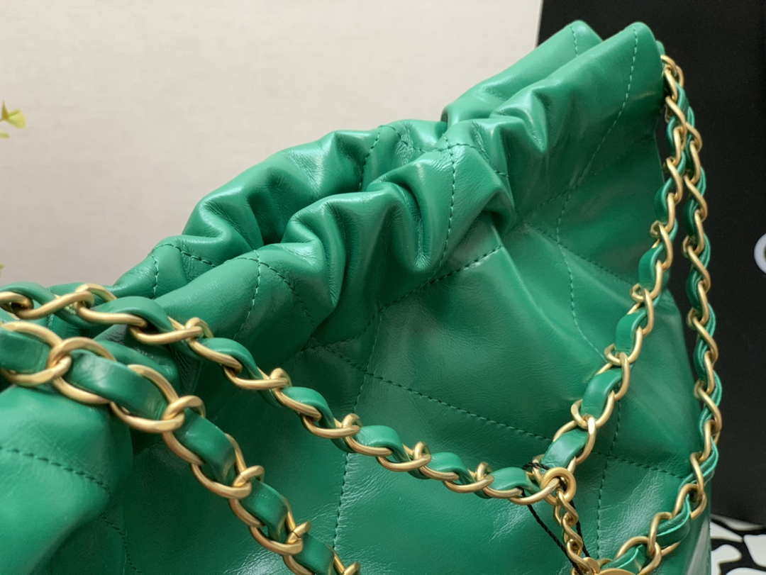 Chanel 22 Handbag Shiny Calfskin AS3261 Green Gold Metal - Default Title - View 5