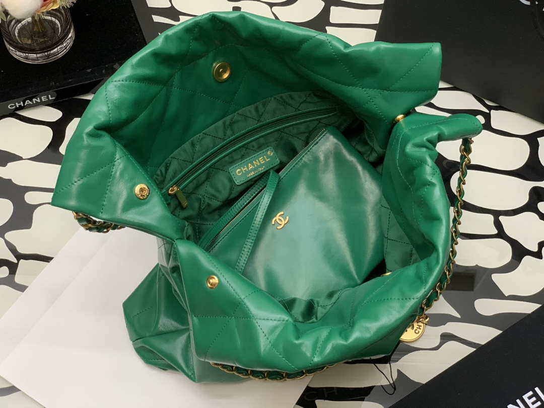 Chanel 22 Handbag Shiny Calfskin AS3261 Green Gold Metal - Default Title - View 9