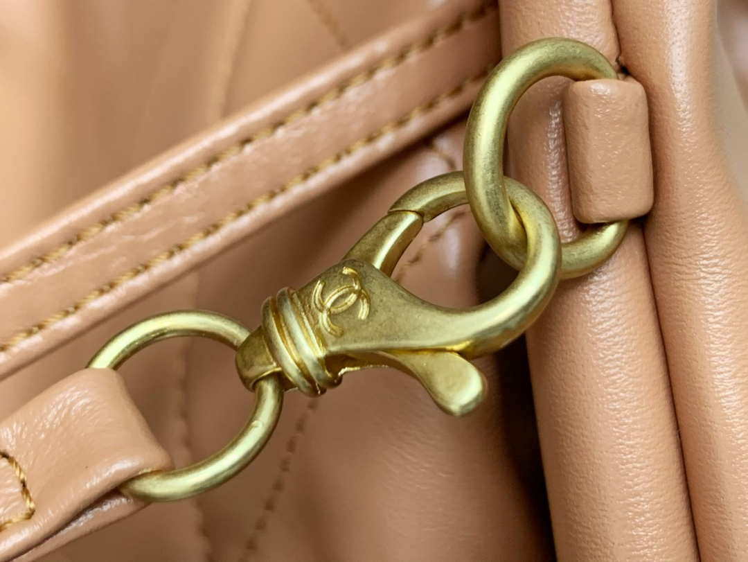 Chanel 22 Handbag Shiny Calfskin AS3261 Camel Gold-Tone Metal - Default Title - View 6