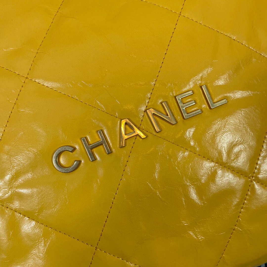 Chanel 22 Handbag Shiny Calfskin Gold AS3261 Yellow