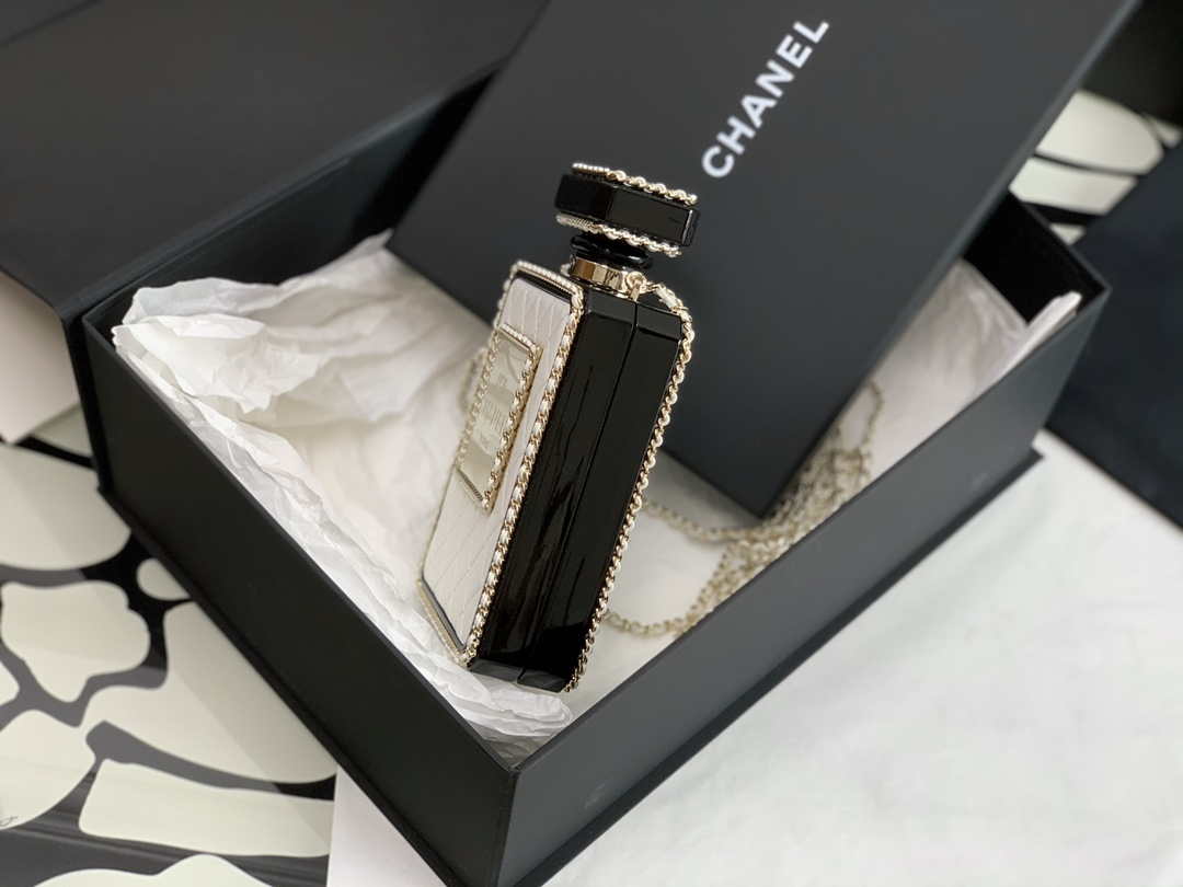 Chanel AS3264 Evening Bag Lambskin Plexi gold Black and White