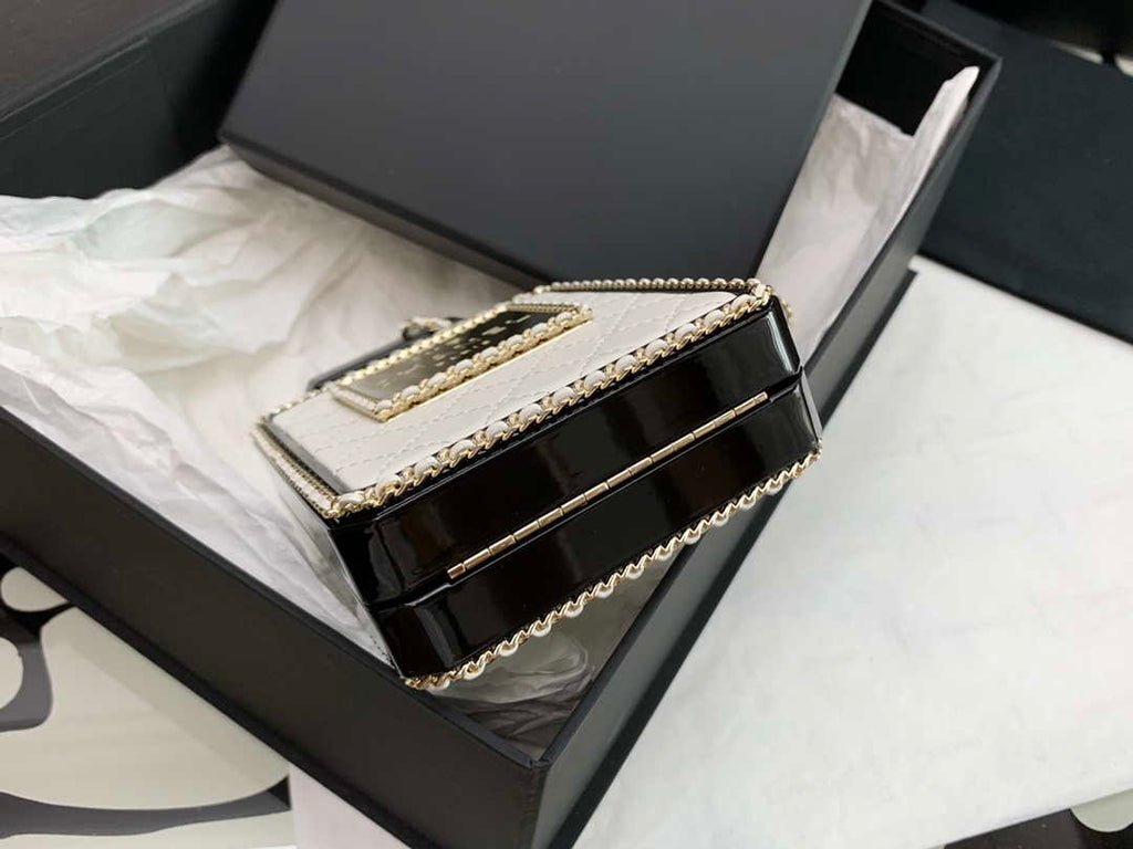 Chanel AS3264 Evening Bag Lambskin Plexi gold Black and White